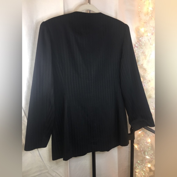 Sweetbriar | Women’s Black Pin Stripe Pattern Blazer Jacket - Picture 11 of 12